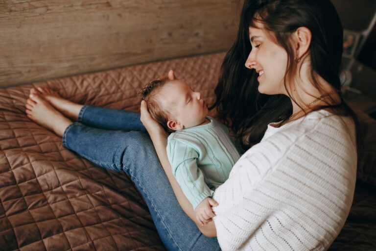Das Wochenbett: Was Mamas in den ersten Wochen wirklich brauchen